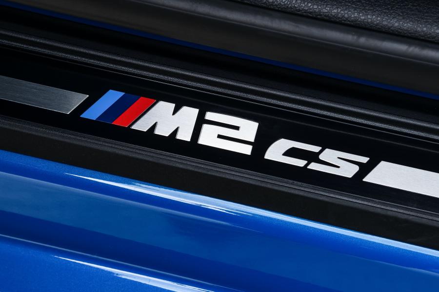 Логотип BMW M2 CS (F87) 2019 года  (WW) (фото 77 из 89)